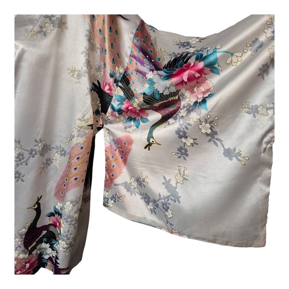 Elegant Floral Silk Short Kimono Robe Floral - Picture 5 of 12